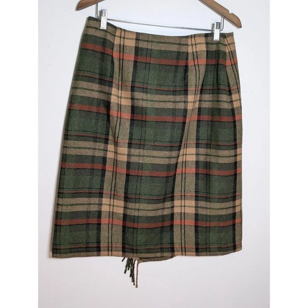 Jaclyn Smith heritage plaid